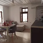 Casa Topane בית נופש